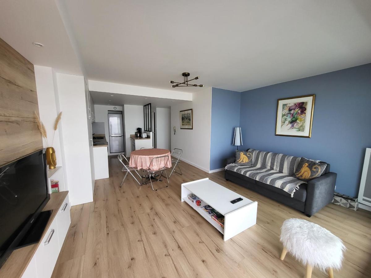 Appartement T2 Face Plage Avec Balcon, Cuisine Equipee Et Tv - Fr-1-92-908 Ле-Сабль-д’Олон Экстерьер фото